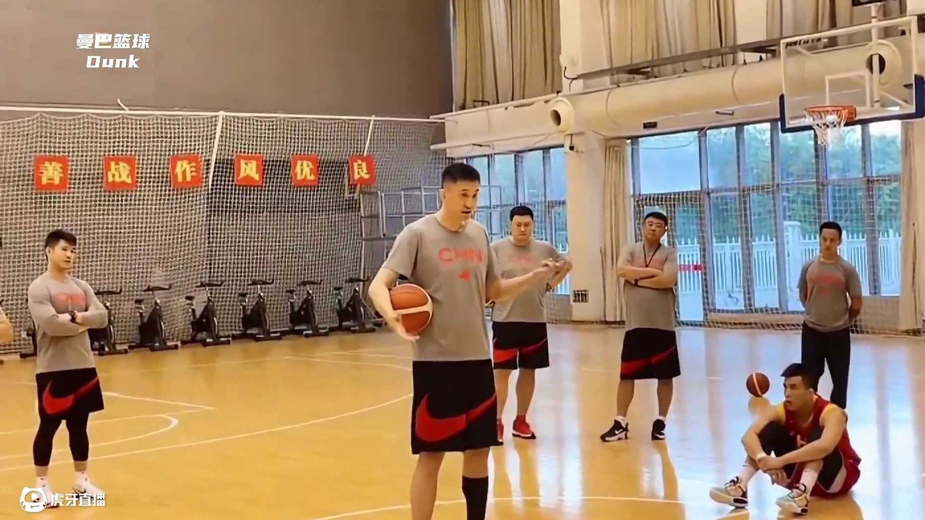 寒门出贵子！看杜锋是如何评价胡金秋的！他才是男篮最强内线？