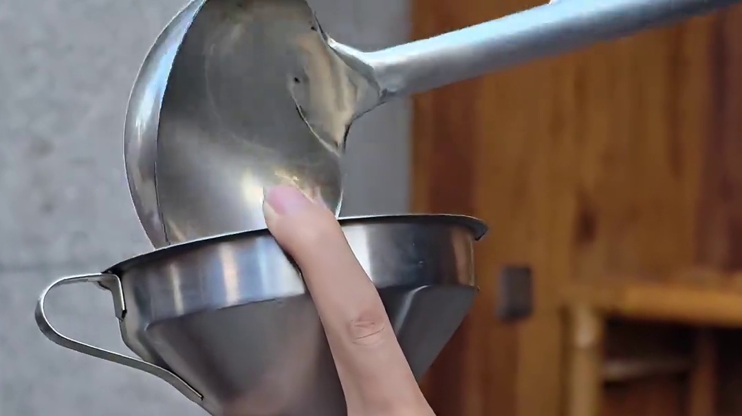 我愿称这杯气泡鲜米露为成都掌管发酵的神！ #各地凉快美食申请出战 #朋友我只想给你分享美食