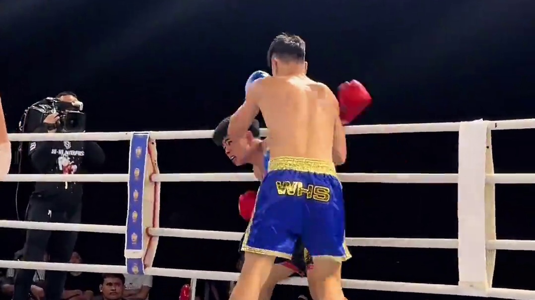 河南周口郸城小伙徐元庆，征战泰国圣地伦批尼拳场，第二回合强势ko对手 把冠军带回中国带回河南！#徐元