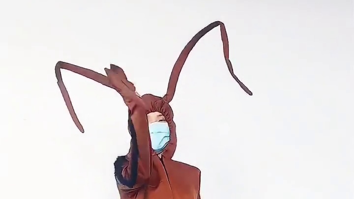 蟑螂妹要当舞王#蟑螂一锅端 #蟑螂胶饵 #蟑螂药 #蟑螂妹