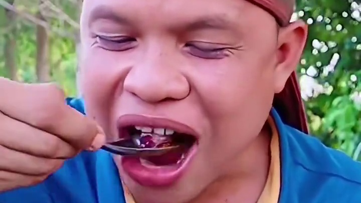 剁椒料汁️大块鲜牛杂 #美食 #泰国美食 #户外美食 #内容启发搜索