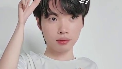 装生气  #一拉一拉烦恼手势舞  #狼队向鱼  #2025KPL夏季赛