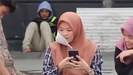 街头整蛊路人 #爆笑场面 #搞笑视频 #搞笑瞬间 #搞笑片段