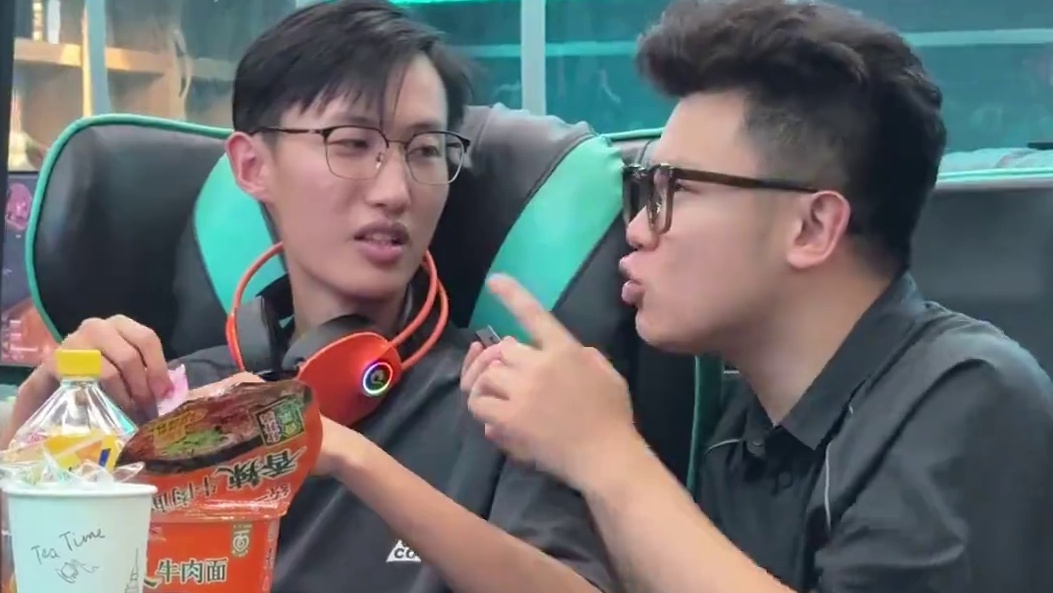 八岁那年翻开杂志的心跳声，成了多年之后内燃机的轰鸣，内燃机不死！永远JDM!!!#JDM #思域 #