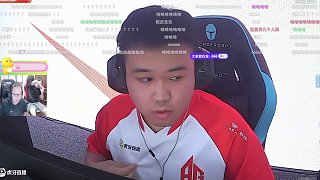 把世界調(diào)成靜音 聆聽名刀破碎的聲音 嘉偉哥這分命好啊