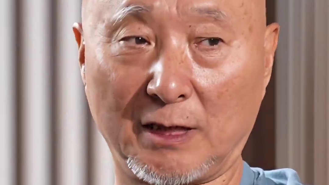 #陈佩斯从话剧阳台开始认可陈大愚的表演  #陈佩斯  说从#陈大愚  演了话剧《阳台》后，就认可了他