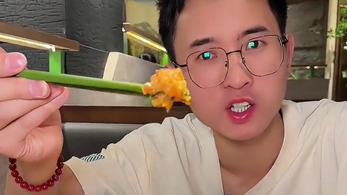 在万达也能吃上最近很火的Birsto了，环境很出片，云贵川的美食真的很有特色！#宜春美食 #云贵川美