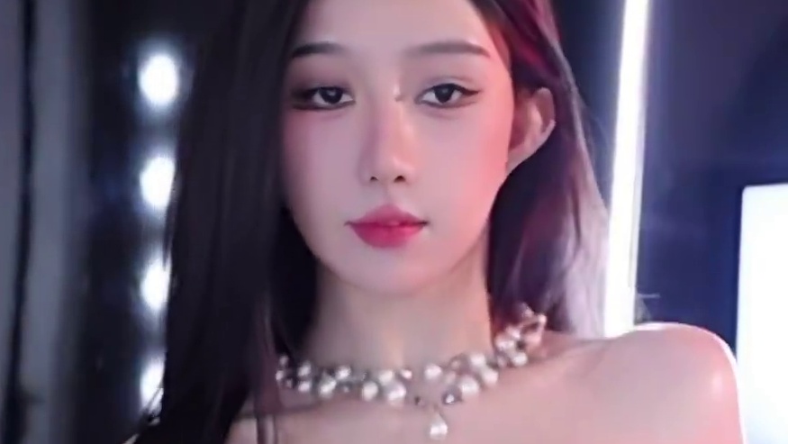 【正恒YJ-VIKI【浈】能不能官宣我