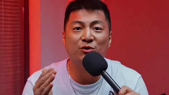 【护目镜新贵】我愿称他为进口护目镜性价比之王 我愿称他为进口护目镜性价比之王
 他就是来自Pheno