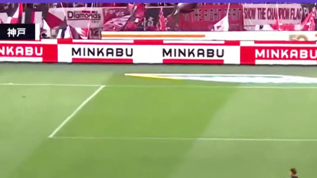 J联赛不可思议一幕，平局情况下门将弃门出击，导致空门被绝杀#J联赛 #浦和红钻VS神户胜利船 #西川