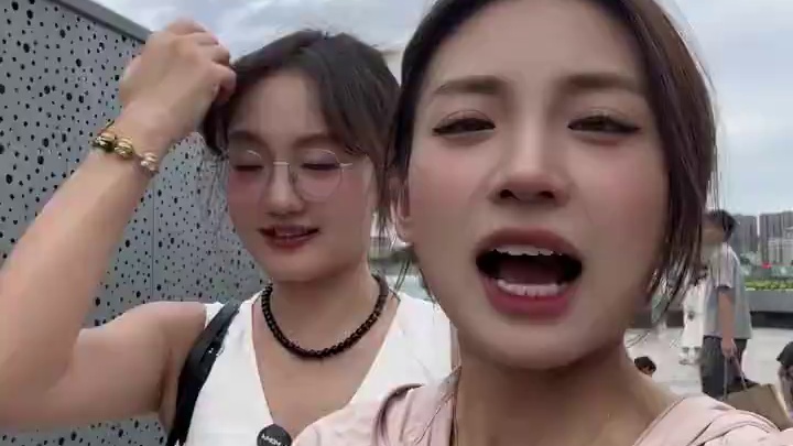 卖爆了！赶紧囤！#周二火锅日 #发现宝藏小城 #老友惠生活 #北上惠生活 #甜甜三分甜 视频中展示价