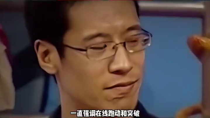 中国女篮夺冠花絮！
仅集训两周，主教练有智慧
还是博士生导师
 #中国女篮     #李笋南