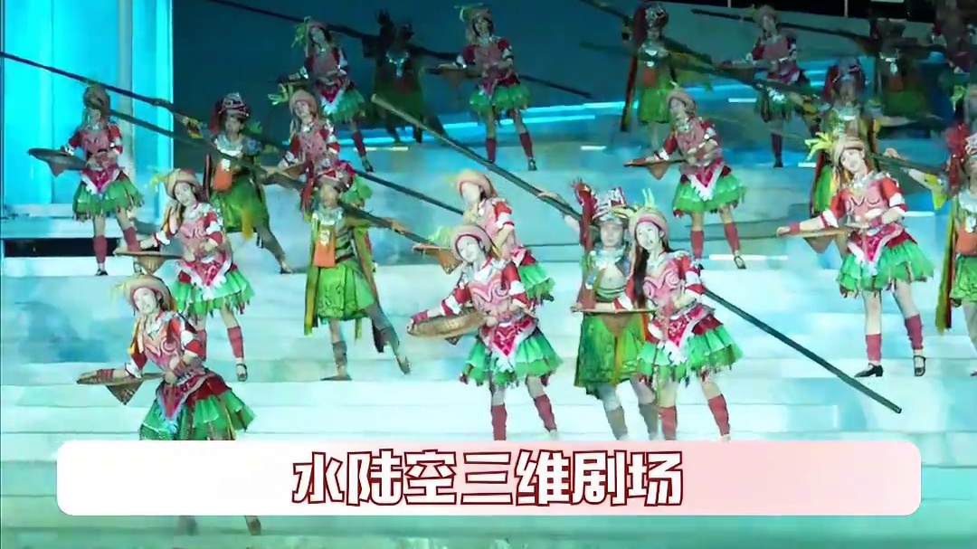 再一次被非遗带来的中式美学而震撼！ #清远的凤凰基因具象化了  #沉醉在清远瑶族少女的长发星河里 #