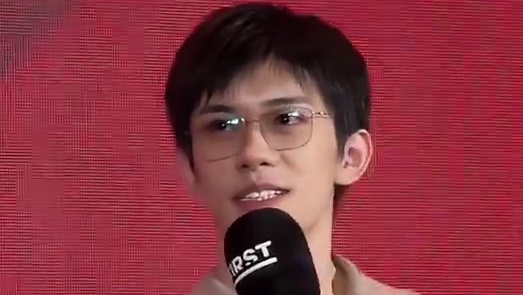 也是被小易评委称呼为年轻人了～ #first青年电影展 #易烊千玺 谈起对西宁first影展的印象：