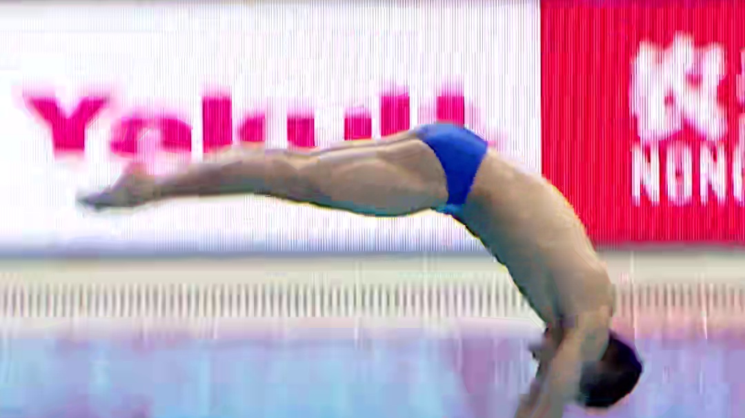 中国小将谢佩铃/朱勇鑫赢得#2025新加坡世界泳联世锦赛# 混双10米台跳水金牌，领先亚军朝鲜队0.