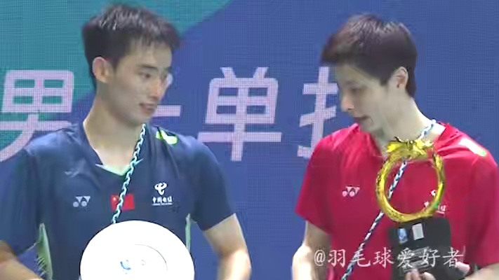 恭喜石宇奇首夺中公赛冠军，球迷对国羽男单未来有更多期待。 #羽毛球