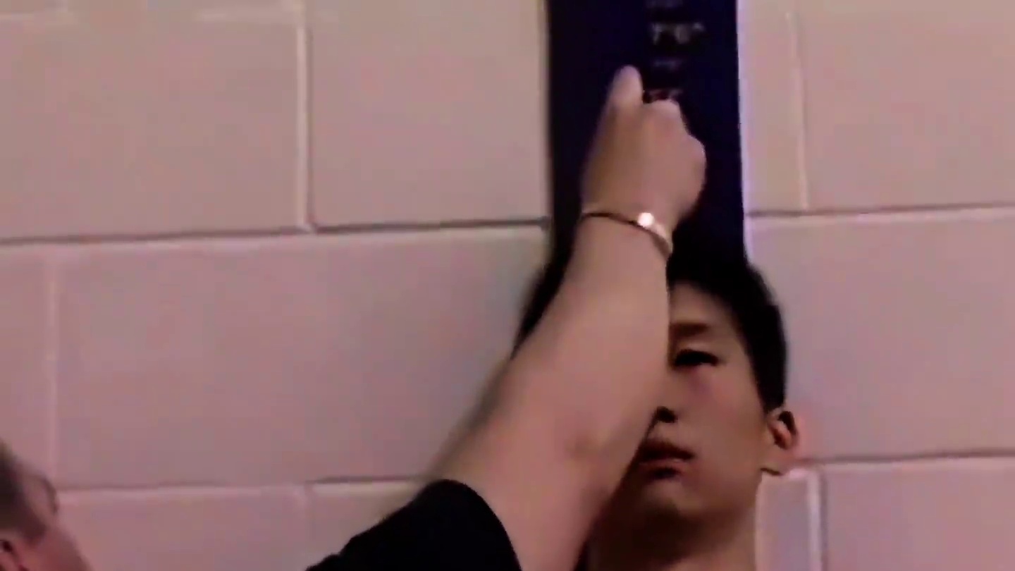 谁要说科比歧视黄种人球员，孙悦一定会第一个站出来反驳 #科比 #孙悦 #经典nba