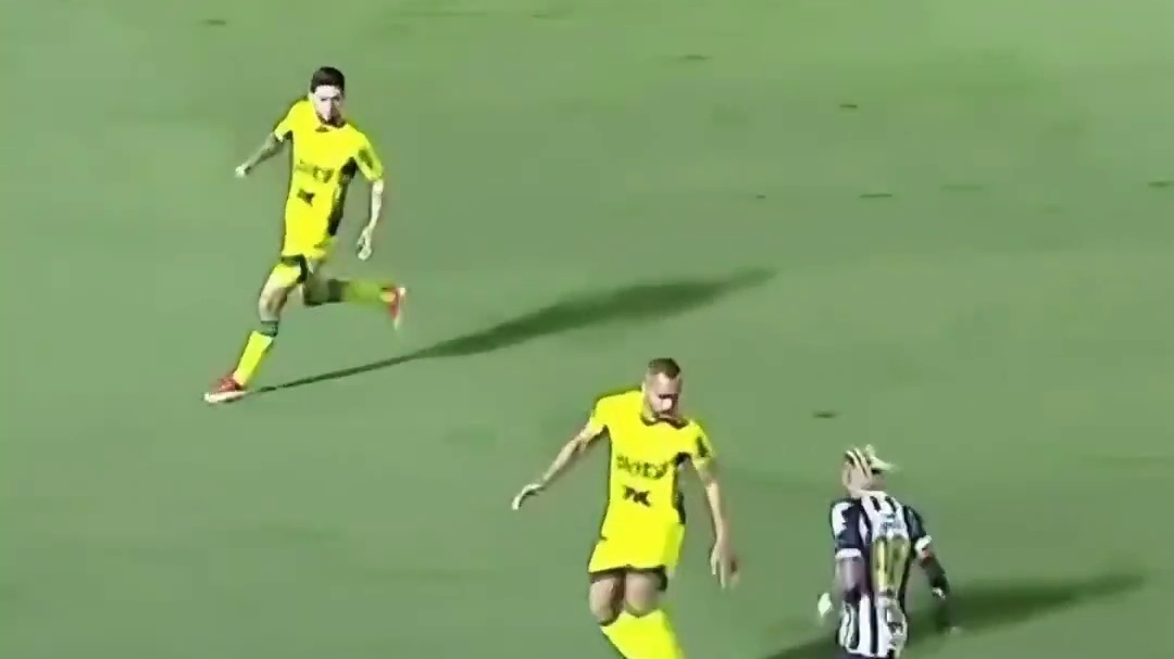 “最是人间留不住，朱颜辞镜花辞树” #内马尔#足球