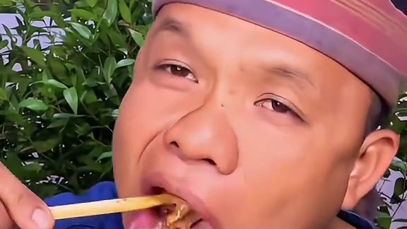 剁椒辣酱️新鲜大蜗牛 #美食 #户外美食 #泰国美食 #内容启发搜索