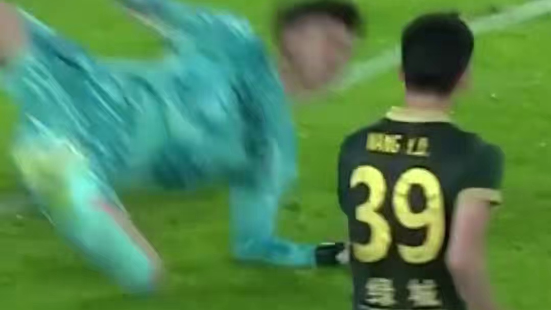 表现抢眼！19岁王钰栋干拔头#足球