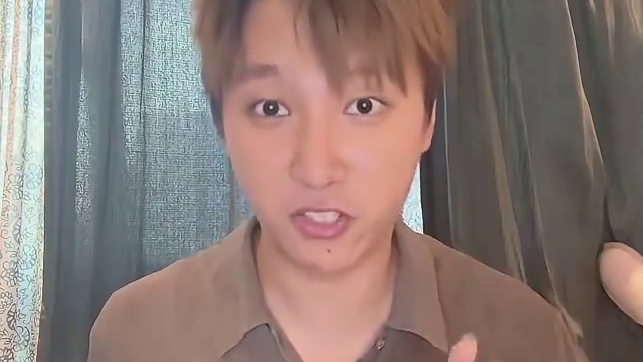 赛力斯董事长张兴海现身昆明体验中心交流用车感受，车主：没想到这么接地气 #与用户共话新豪华 #安全是