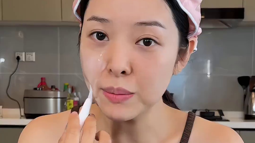 怀孕了每天都睡不好，要不是早做好准备，皮肤不知道差成啥样了#外国媳妇#金爱麟#胶原面膜#人皮面膜