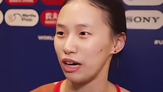 勇夺4连冠！没有全红婵
陈芋汐换搭档也封神：
收获10分统治比赛
#陈芋汐