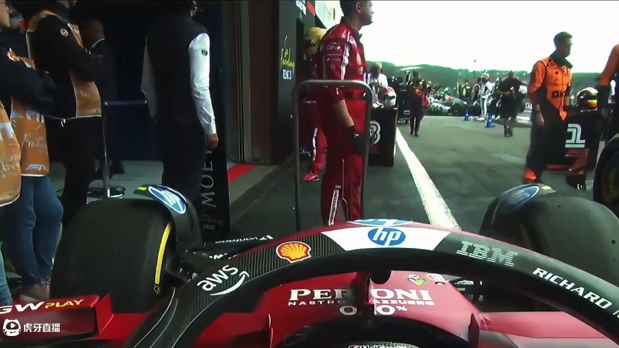 比利时大奖赛赛后，老汉差点被绑倒 #f1 #方程式赛车 #F1 #比利时大奖赛 #汉密尔顿