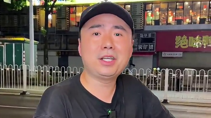 在衡阳解放路能吃喝到天亮！#衡阳探店 #衡阳美食探店 #衡阳探店小龙仔 #小龙带你玩转衡阳 #摩情签