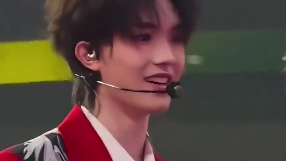 粉上苏新皓你就偷着乐吧~