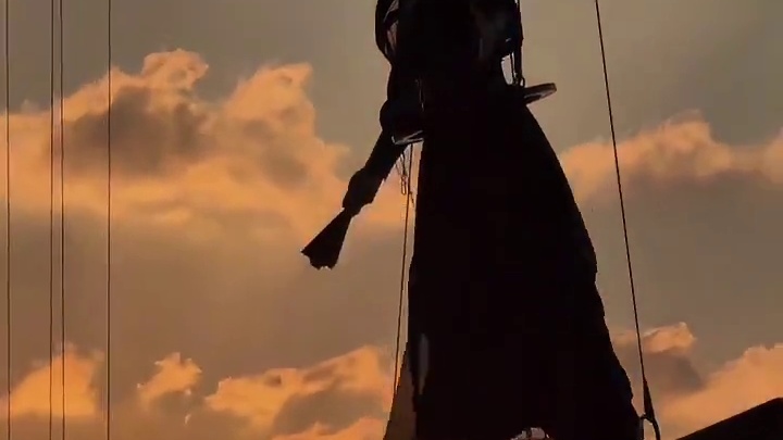 河南人有时候真挺“傻”的，傻到只会用真心换真心 #开封 #开封旅游攻略 #人类对清明上河园的开发不足