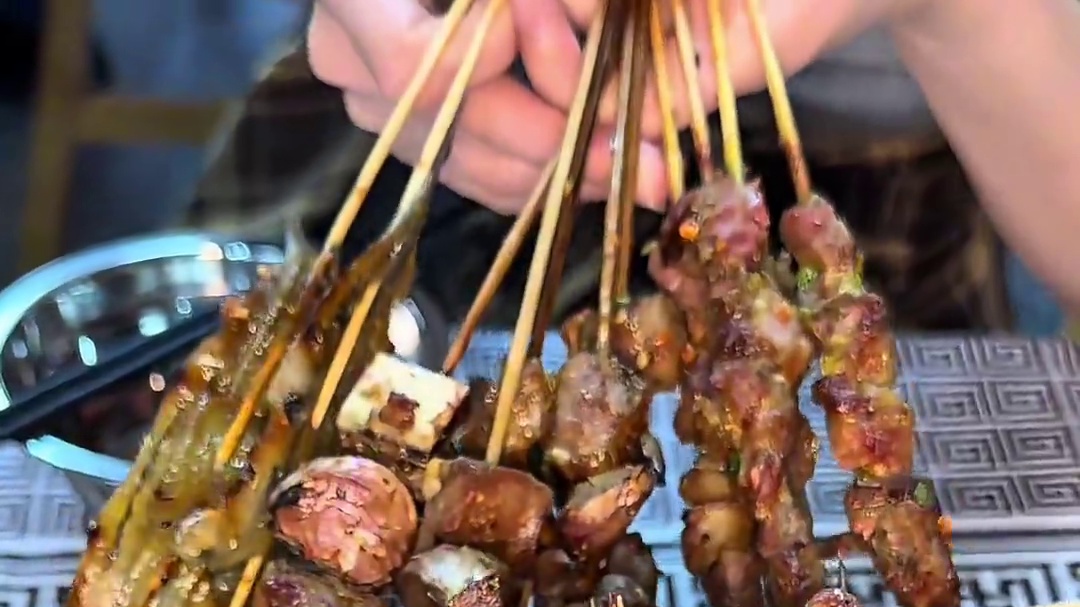 藏在社区楼下的特色老衡阳烧烤