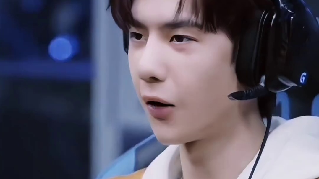 武汉攻略清单加一#在武汉电竞酒店住到不想出门  #夏日酒店省钱计划