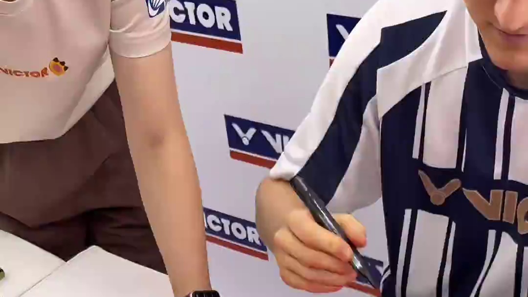 李白组合签名很好看！安东森能再简单点吗 #羽毛球 #安东森 #李白组合