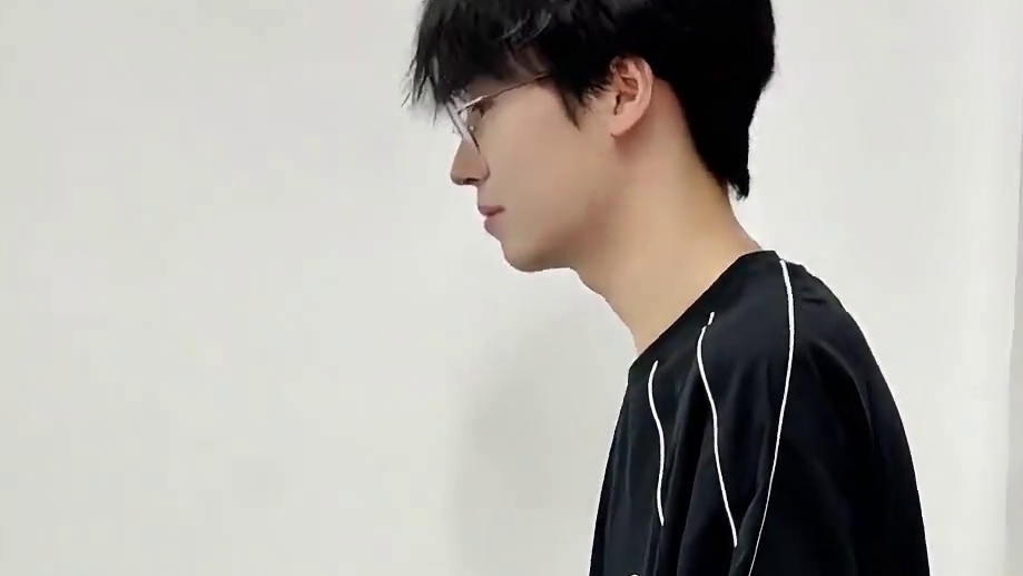 #广州TTG  下面出场的是舞蹈奇才——江利杰！！！ #广州TTG鹤辞   #2025KPL夏季赛 