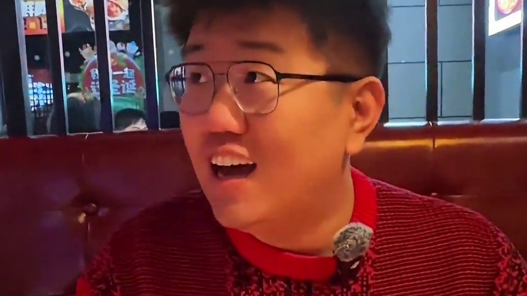 红砖南路人气烧烤老店，尝尝味道怎么样？