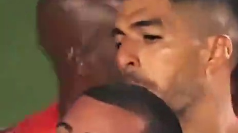 状态火热！38岁#梅西 助攻双响，生涯总助攻数达到388次#足球的魅力