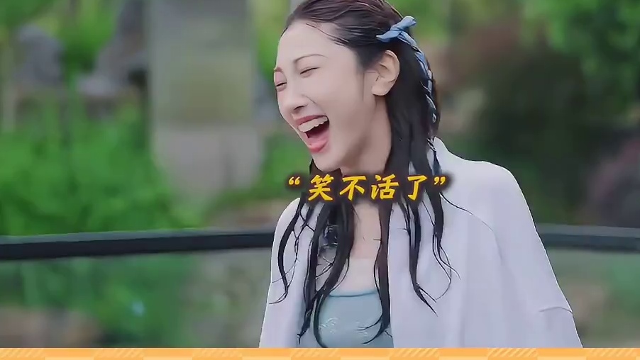 超哥总能在高光时刻来临前拉坨大的