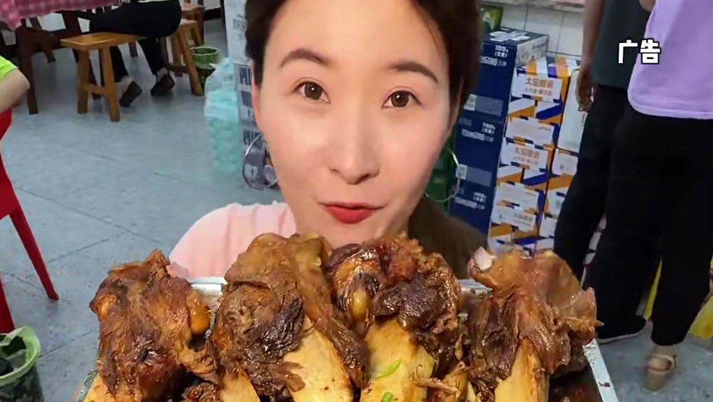 【必囤99大棒骨4人餐】在长沙就为了这一口新鲜现卤的大棒骨，愿意一周去三次植物园的卤大军！座无虚席的