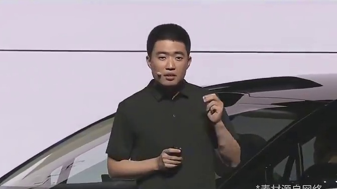 i8撞飞重卡！理想回应：不关我事，中国汽研：测试合规#理想汽车 #理想i8 #乘龙 #理想撞重卡