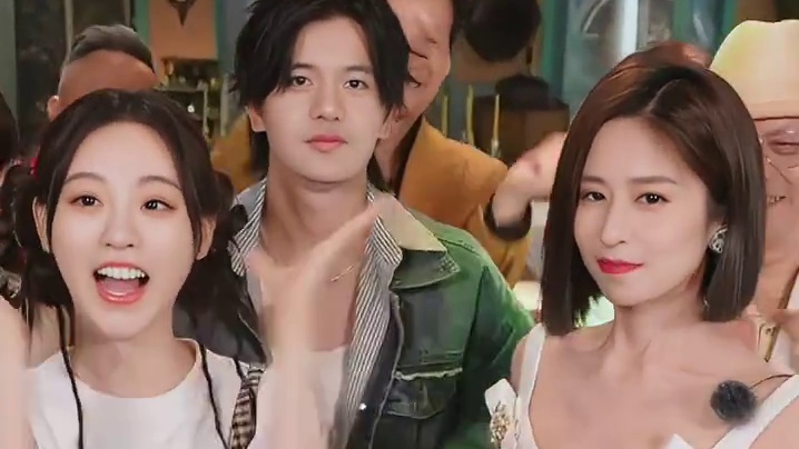 你别说这划水的样子真是be like我本人了！