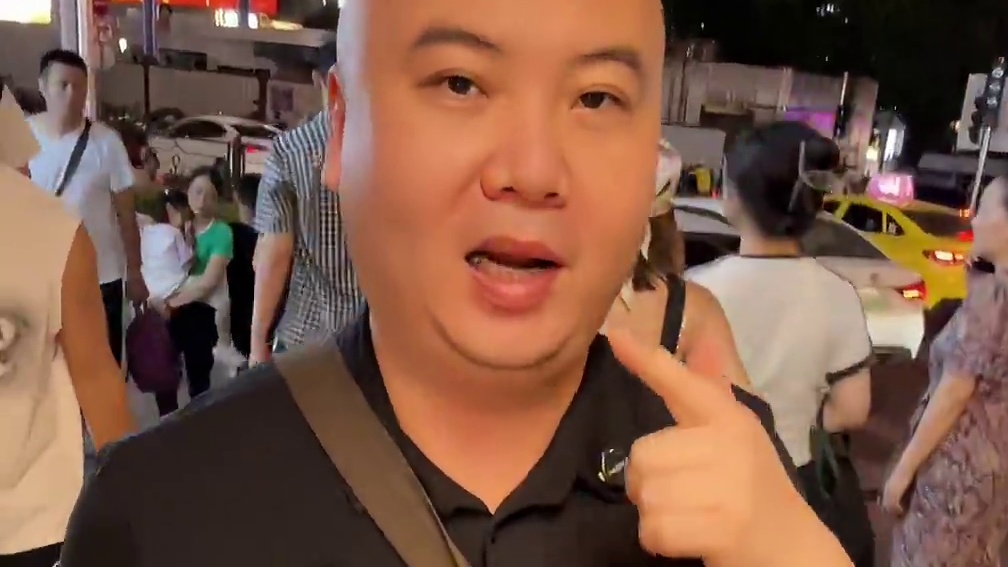 观音桥吃夜蹄花了！ #垫江豆花 #重庆夜蹄花#老爹豆花饭 #重庆美食