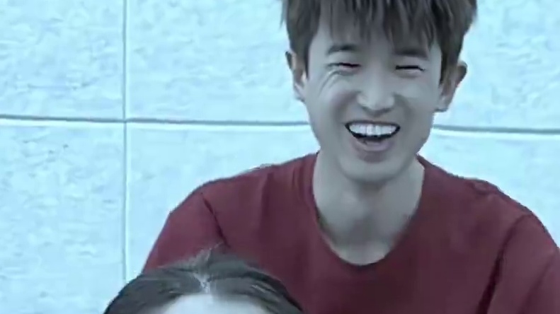 谁的衣服好看呢？ #很任性dj #我又心动了 #变装