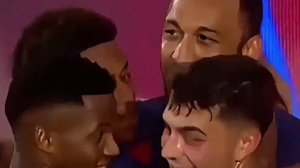 今天看拉师傅能发生什么化学反应