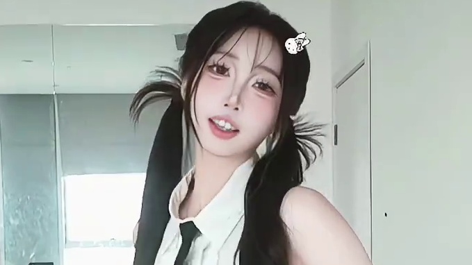 吃我一拳！ʚ˃ ᵕ ˂ ɞ