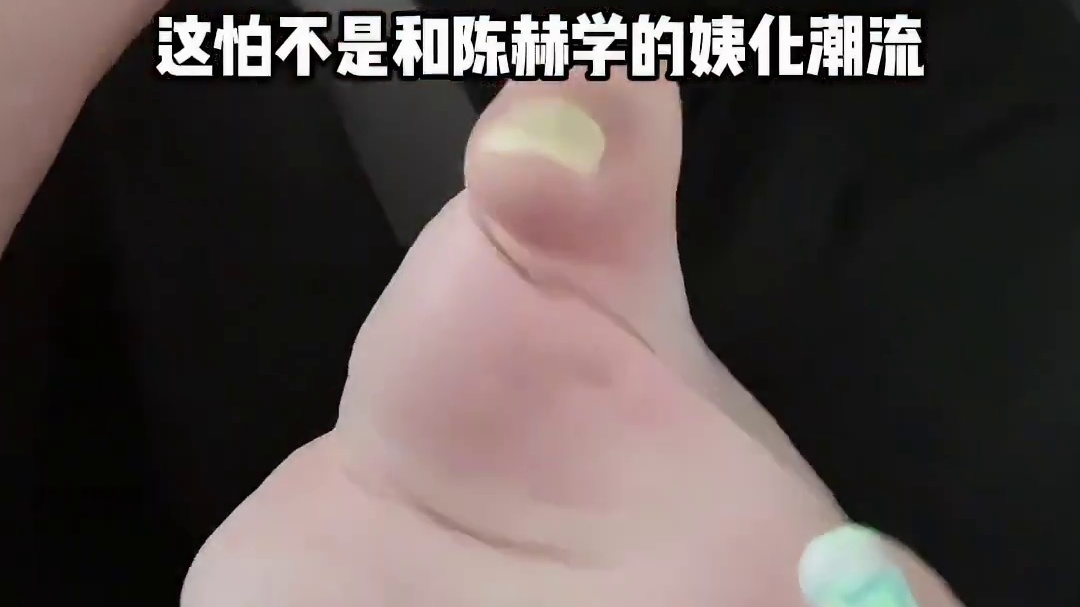 为何鹿晗演唱会总爱做美甲？本以为和范丞丞一样爱咬指甲，演唱会一句话揭开其中内幕 
 #鹿晗 #范丞丞