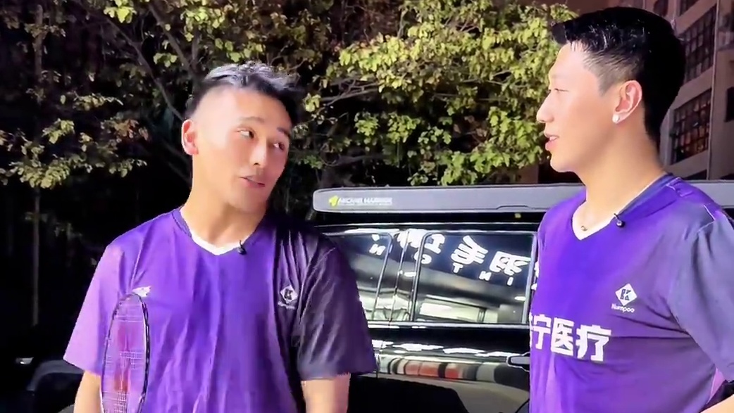 决战到天亮河北保定聿杭站 #决战到天亮 #李辉羽毛球擂台赛 #羽毛球比赛