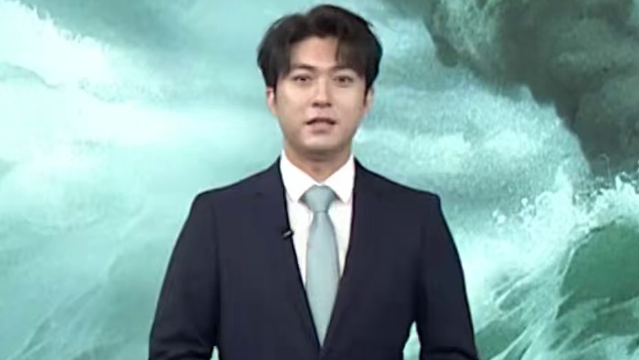 #电影东极岛 发布幕后特辑，剧组耗时8个月做前期筹备，并进行了长达70天的水下实拍，特辑全景揭示了这