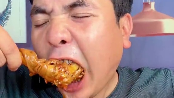 胡辣羊头 一天不吃羊头浑身难受，今天还是吃胡辣羊头#胡辣羊头 #放羊娃胡辣羊头 #羊头 #麻辣羊头