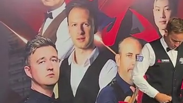 2025上海大师赛决赛第二阶段马上开始。卡特登场。
#台球 #斯诺克 #比赛现场 #凯伦威尔逊 #阿